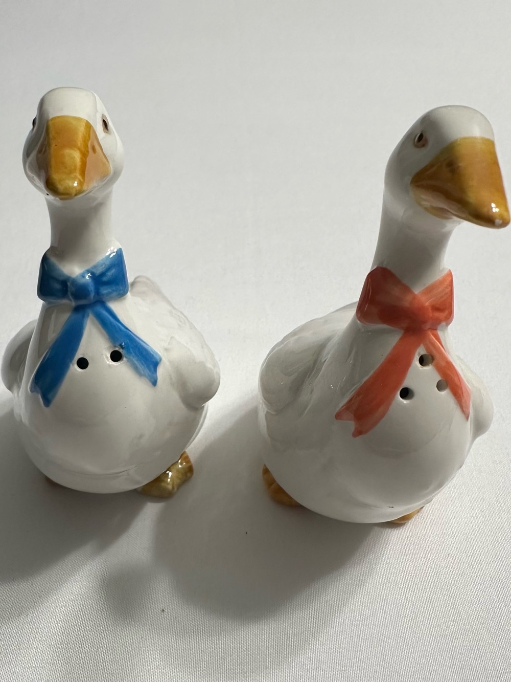 Ceramic Goose Salt and Pepper Shakers - White with Blue and Coral Bows